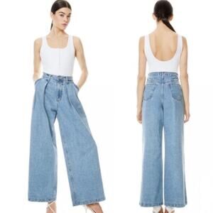 Alice + Olivia Kate Deep Pleat Jeans Not Yours Wash Size 32